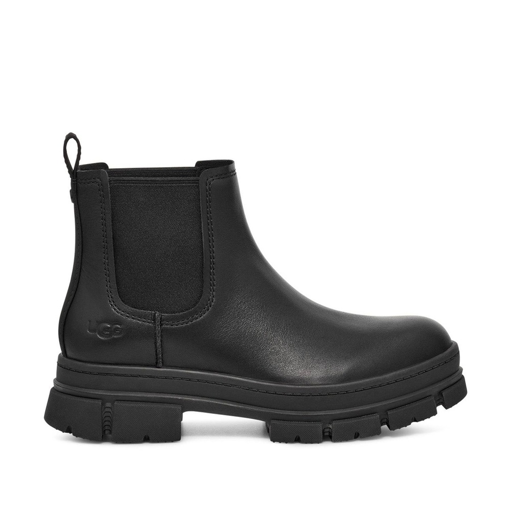 UGG Ashton Chelsea Boot